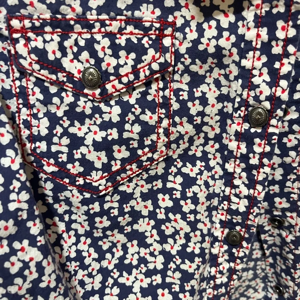 Ariat Navy and White Floral Women’s Shirt - Picture 4 of 5